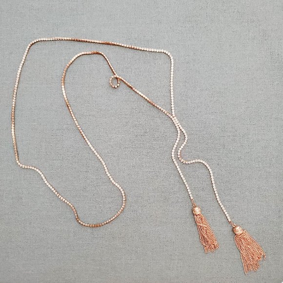 🎁Free w/Purchase🎁 Aldo 21" Rose Gold Tassel Necklace - Picture 2 of 5